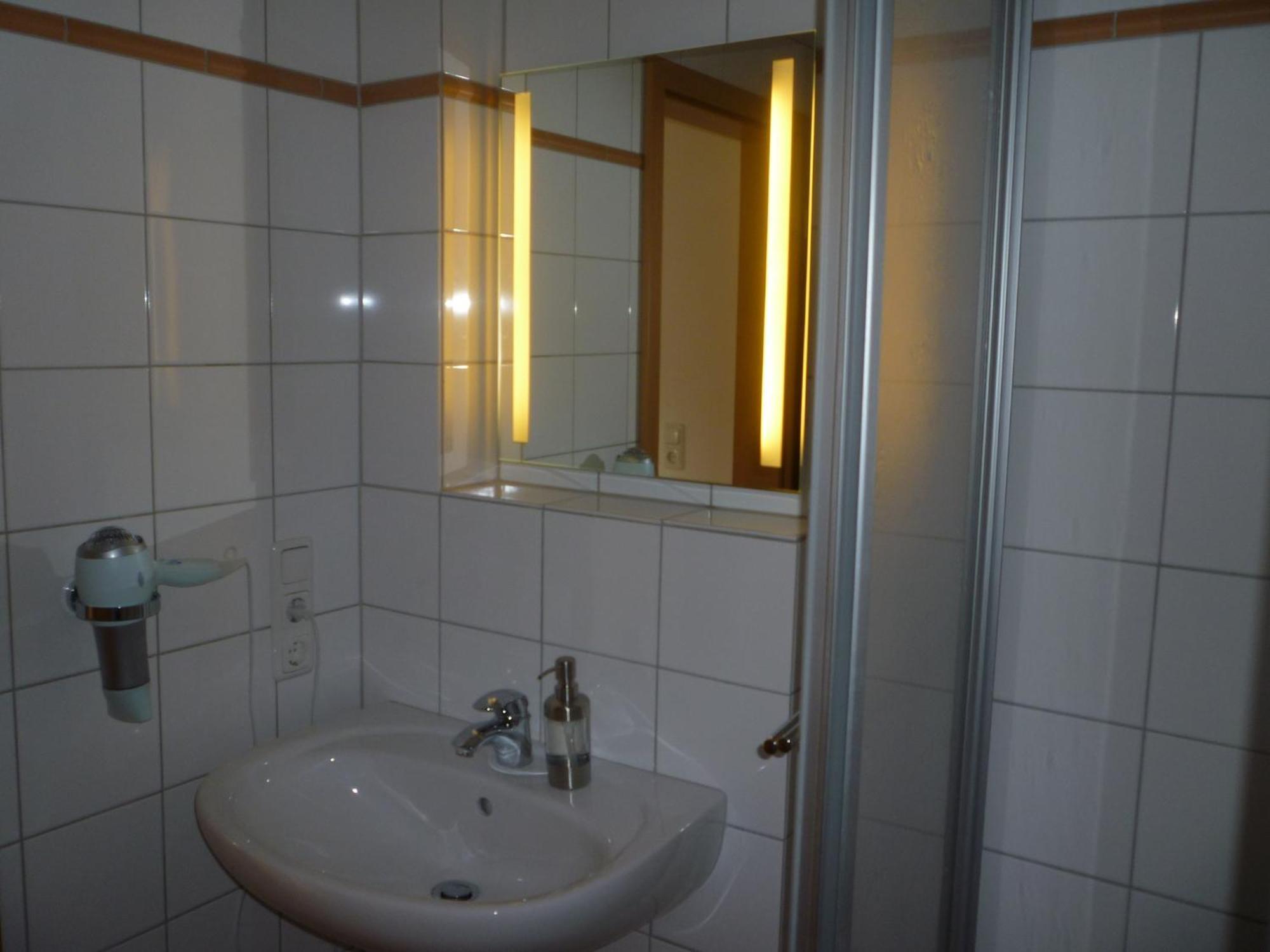 Magnificent Apartment In Willingen With Balcony Exteriör bild